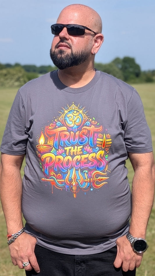 Trust the process Unisex T
